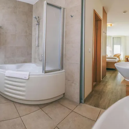 Rosi's Dorfwirtschaft 3* Rottenacker