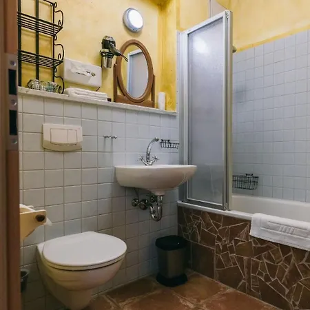 Rosi's Dorfwirtschaft מלון 3*